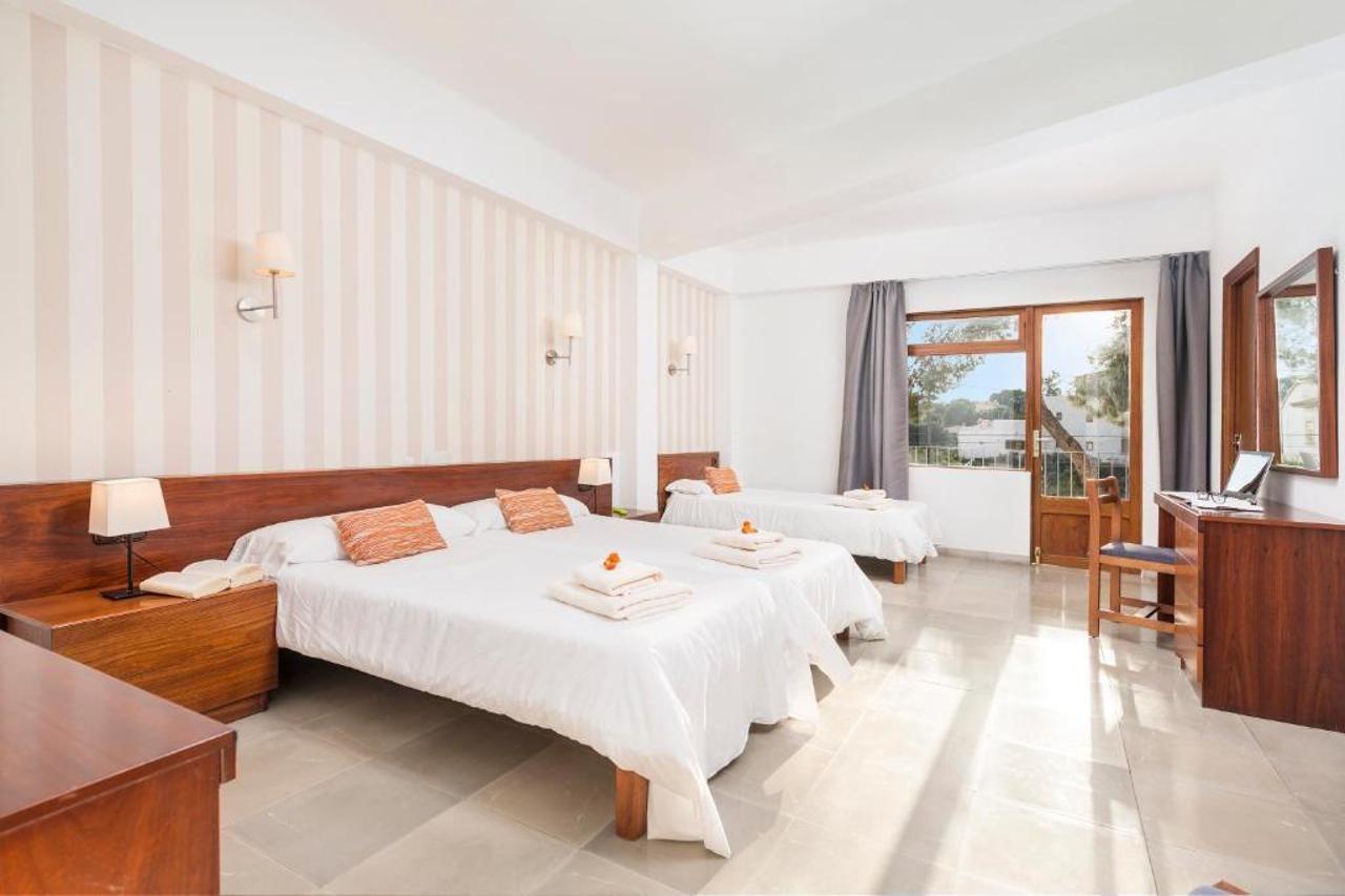 Hotel Santanyi Port Кала-Фігера Екстер'єр фото