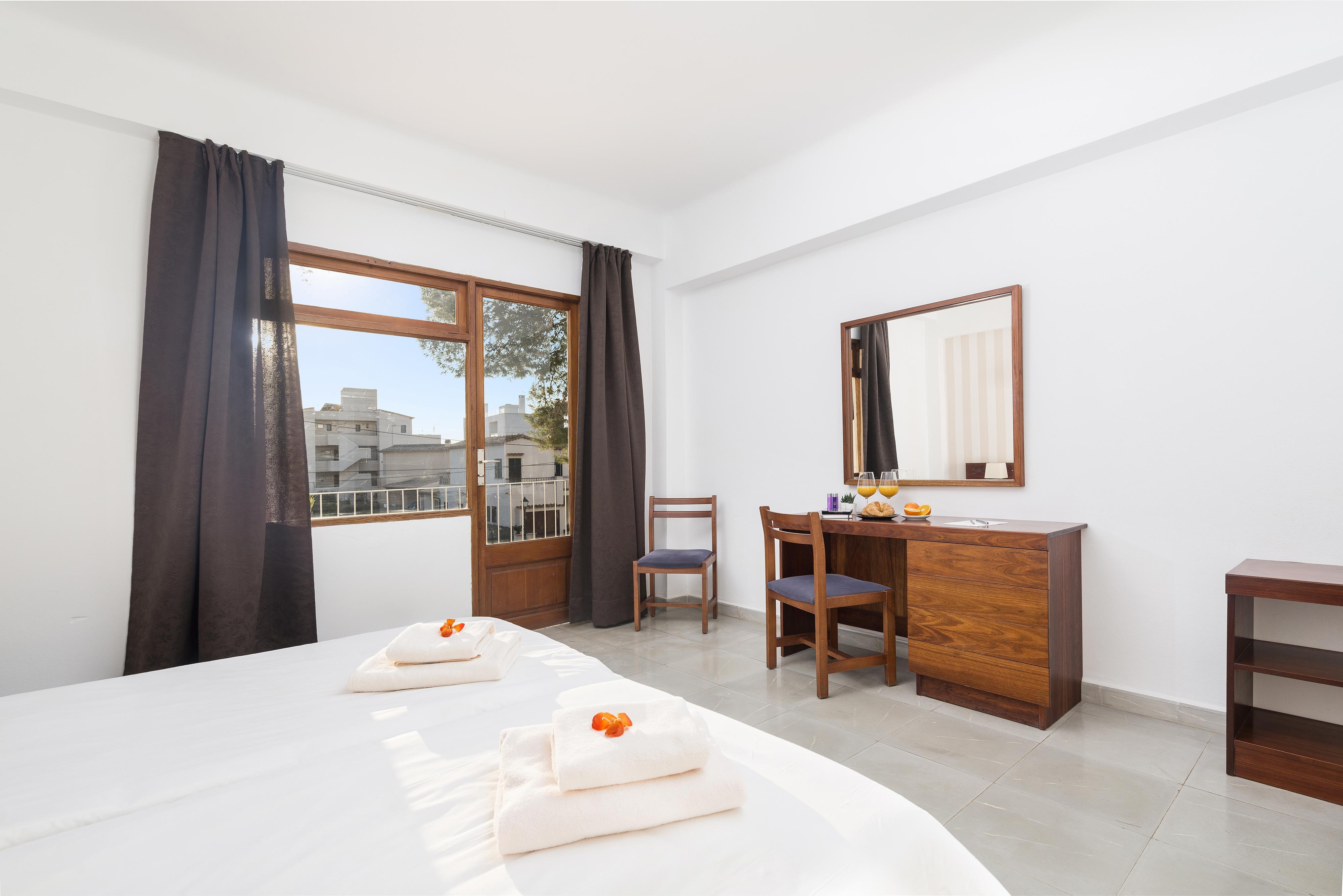 Hotel Santanyi Port Кала-Фігера Екстер'єр фото