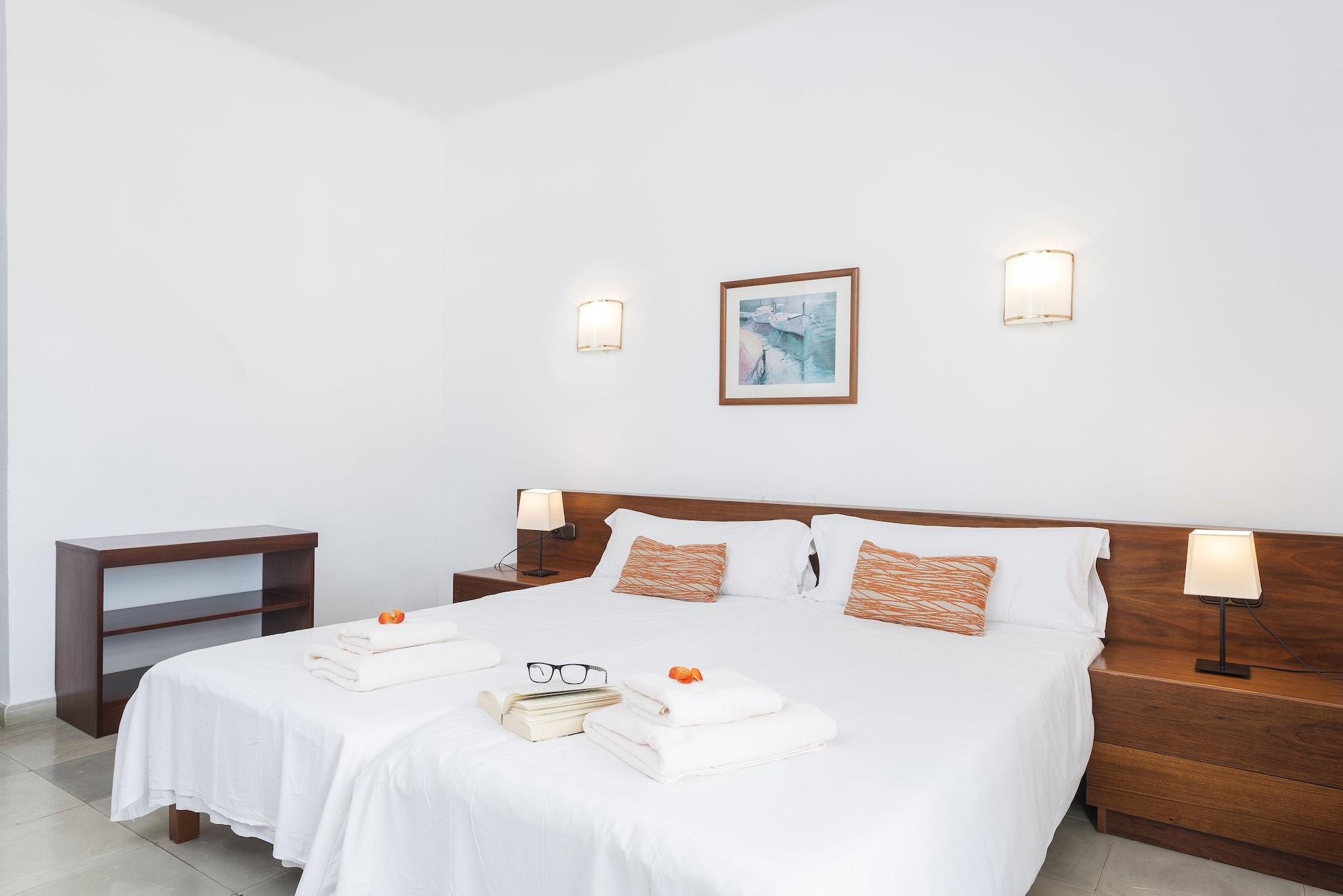 Hotel Santanyi Port Кала-Фігера Екстер'єр фото