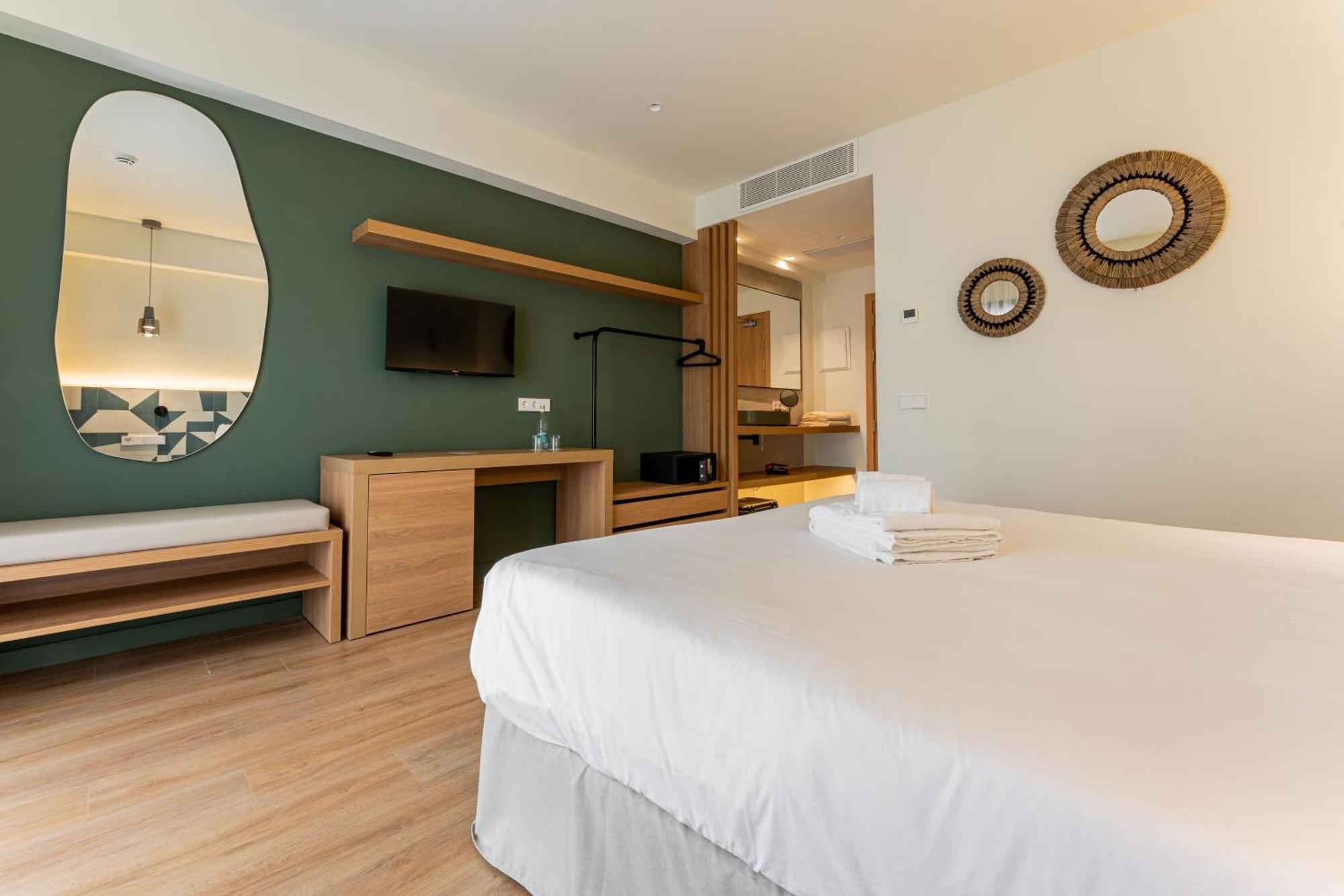 Hotel Santanyi Port Кала-Фігера Екстер'єр фото