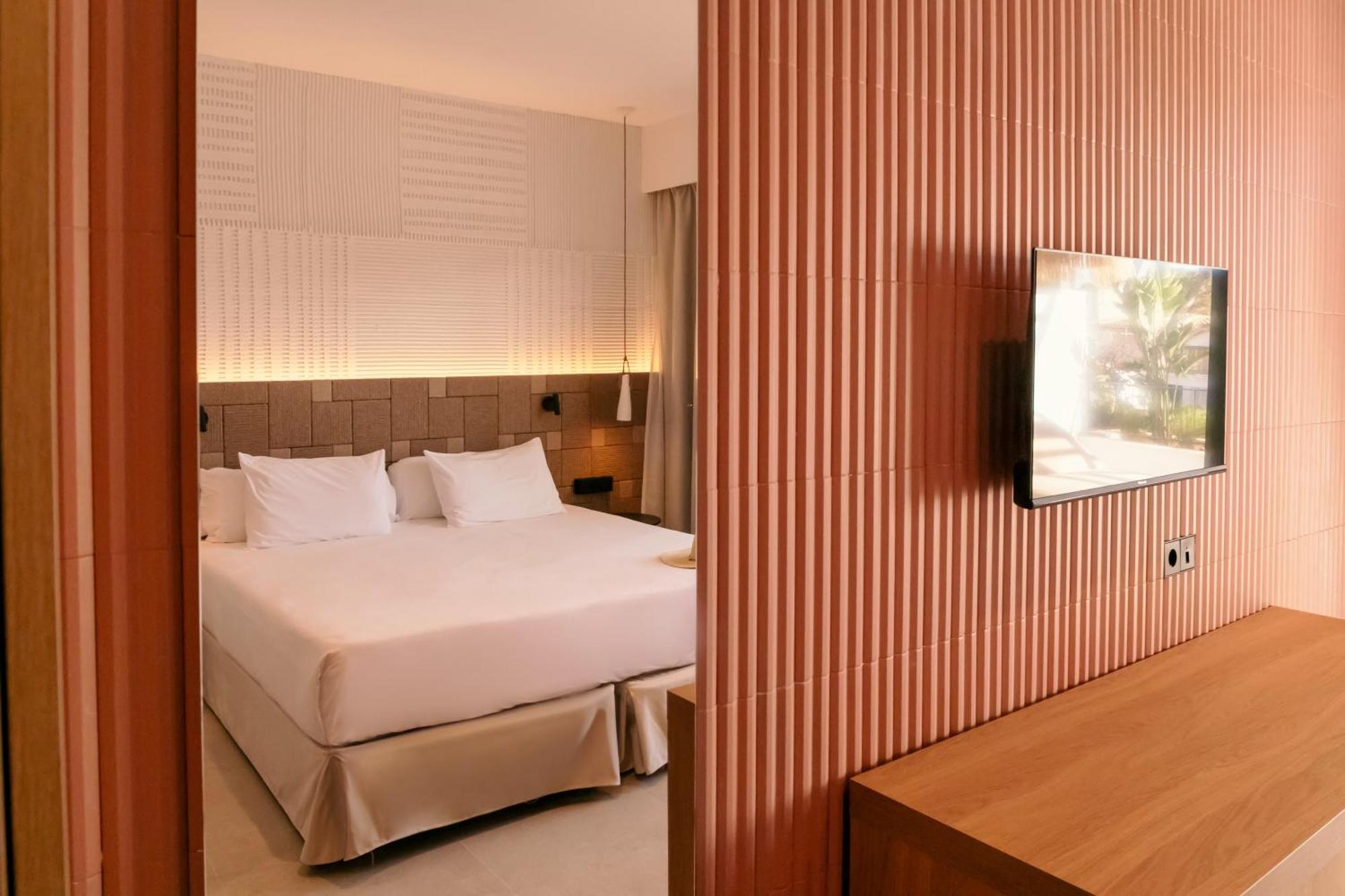 Hotel Santanyi Port Кала-Фігера Екстер'єр фото
